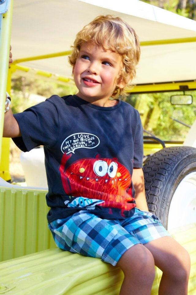 Tuctuc bermuda monsters